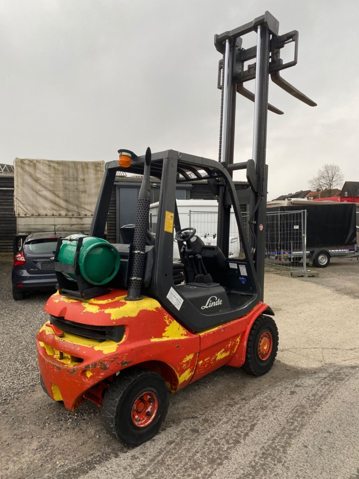 Linde H20T-03 - LPG heftruck: afbeelding 3 Linde H20T-03 - LPG heftruck: afbeelding 3