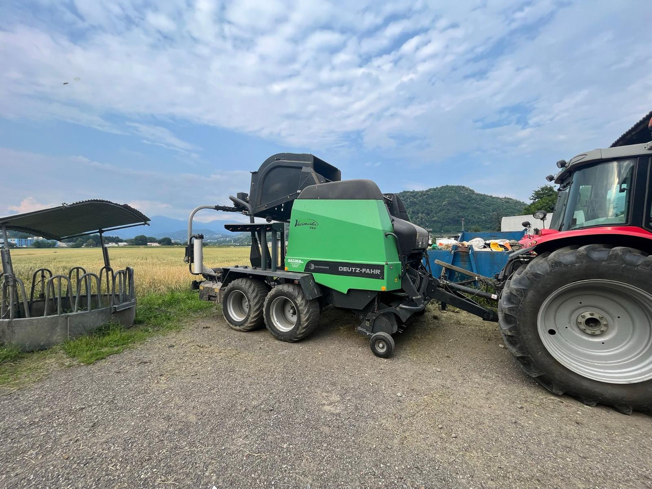Deutz-Fahr Varimaster 560 - Ronde balenpers: afbeelding 2 Deutz-Fahr Varimaster 560 - Ronde balenpers: afbeelding 2