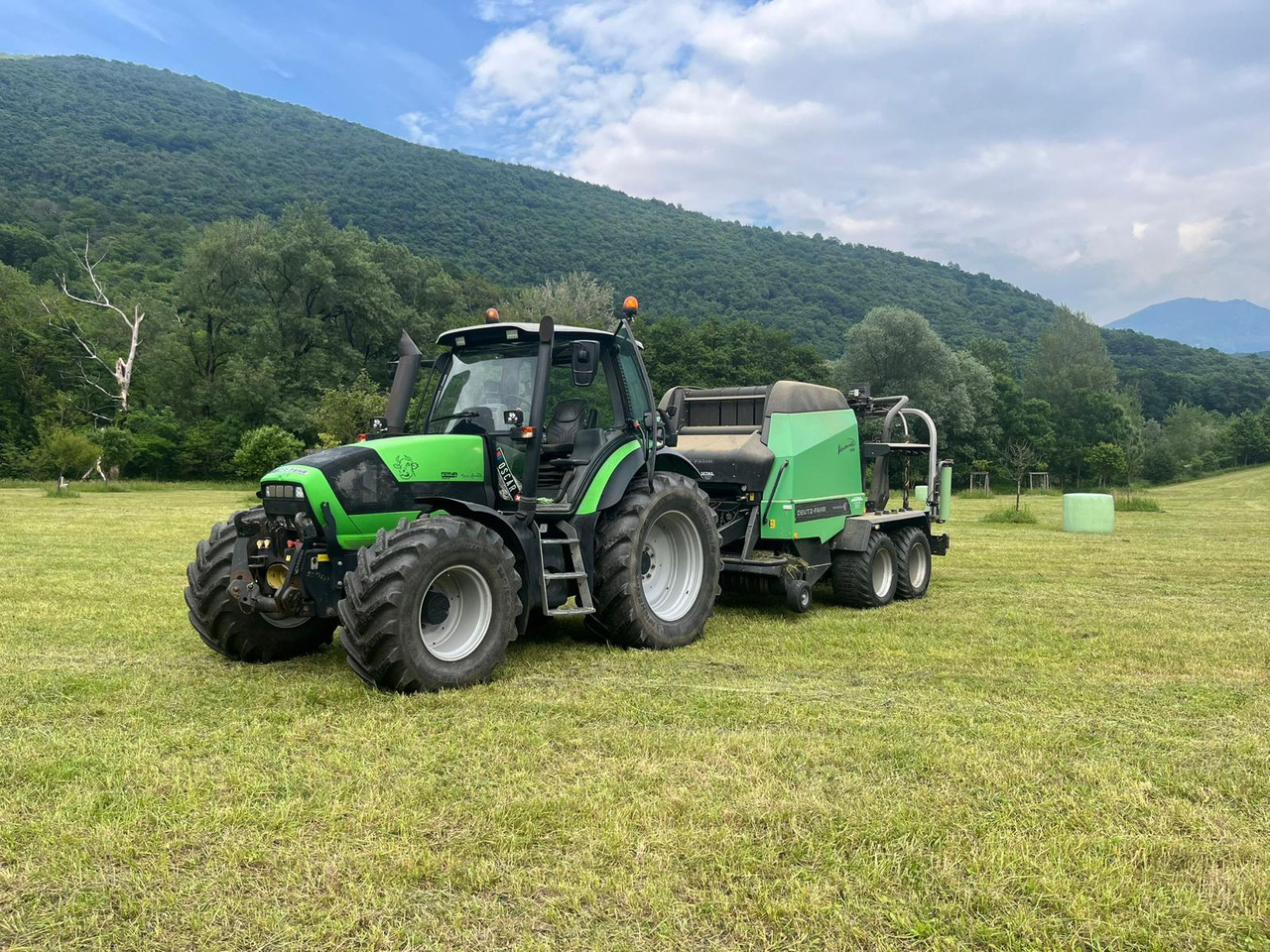 Deutz-Fahr Varimaster 560 - Ronde balenpers: afbeelding 4 Deutz-Fahr Varimaster 560 - Ronde balenpers: afbeelding 4