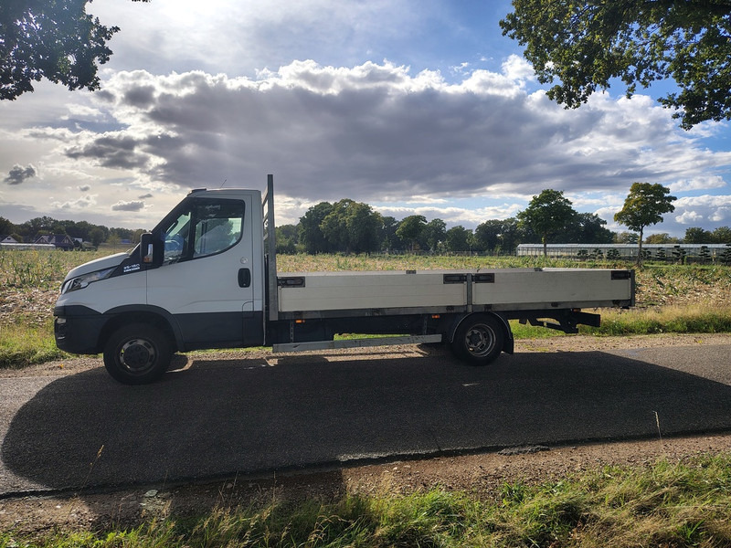 Iveco Daily 35C180 - Bestelwagen open laadbak: afbeelding 2 Iveco Daily 35C180 - Bestelwagen open laadbak: afbeelding 2