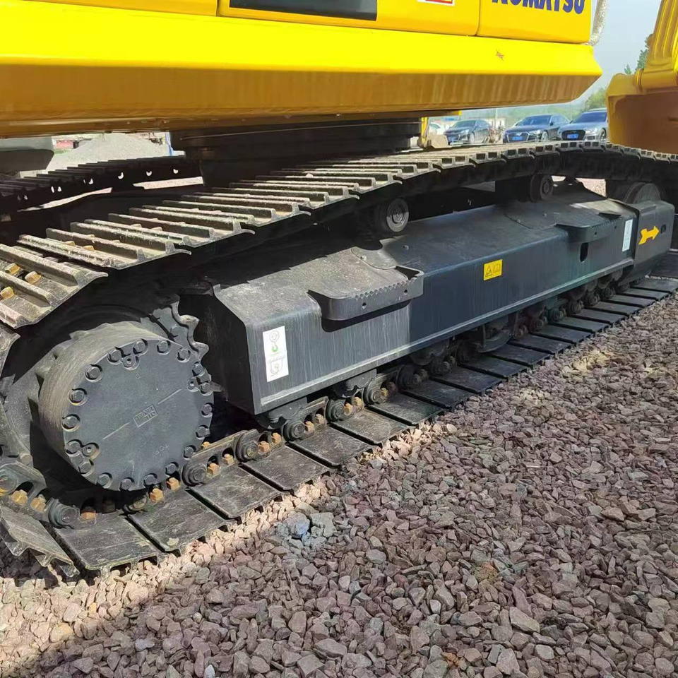 KOMATSU pc200-8N1 used japan brand crawler excavator - Rupsgraafmachine: afbeelding 5 KOMATSU pc200-8N1 used japan brand crawler excavator - Rupsgraafmachine: afbeelding 5