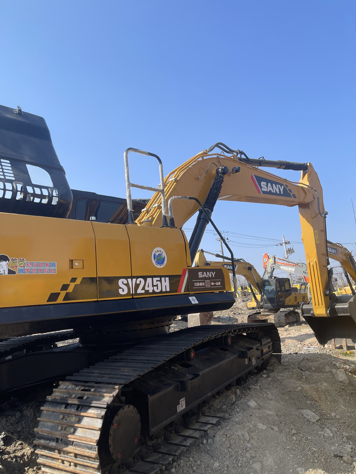 SANY sy245H used excavator Source supply - Rupsgraafmachine: afbeelding 2 SANY sy245H used excavator Source supply - Rupsgraafmachine: afbeelding 2
