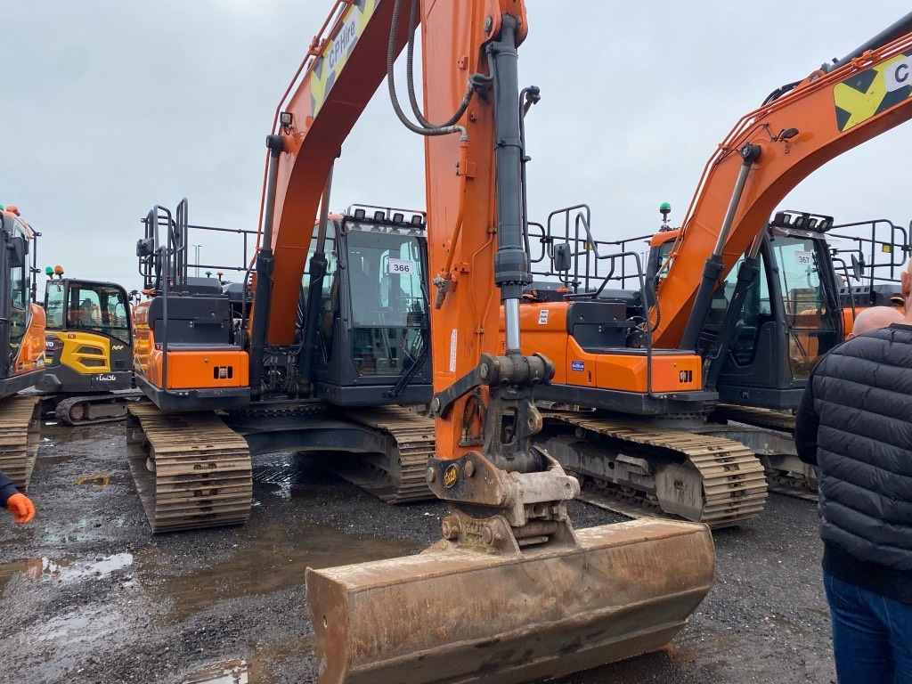 Doosan DX 140 LC - Rupsgraafmachine: afbeelding 1 Doosan DX 140 LC - Rupsgraafmachine: afbeelding 1