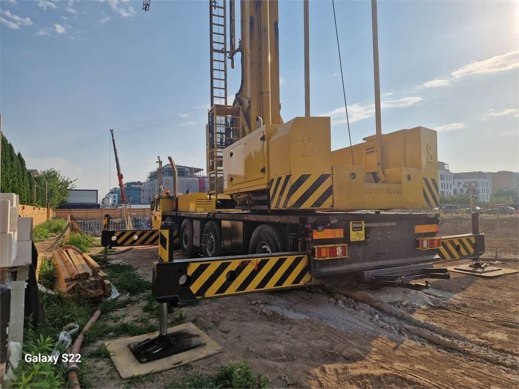 Spierings AT4 SK488 (2x diesel) - Alle terrein kraan: afbeelding 3 Spierings AT4 SK488 (2x diesel) - Alle terrein kraan: afbeelding 3