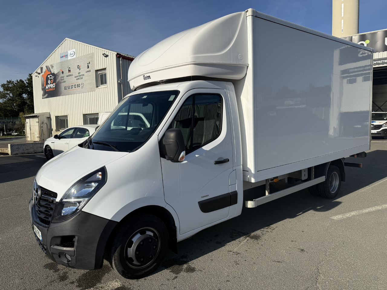 OPEL MOVANO - Bestelwagen gesloten laadbak: afbeelding 2 OPEL MOVANO - Bestelwagen gesloten laadbak: afbeelding 2
