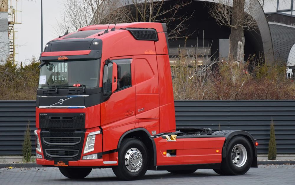 Volvo FH500 / FULL ADR / HYDRAULIKA / EURO 6 / ACC / LEDY / ALUFELGI / SERWISOWANY / SPROWADZONY - Trekker: afbeelding 1 Volvo FH500 / FULL ADR / HYDRAULIKA / EURO 6 / ACC / LEDY / ALUFELGI / SERWISOWANY / SPROWADZONY - Trekker: afbeelding 1