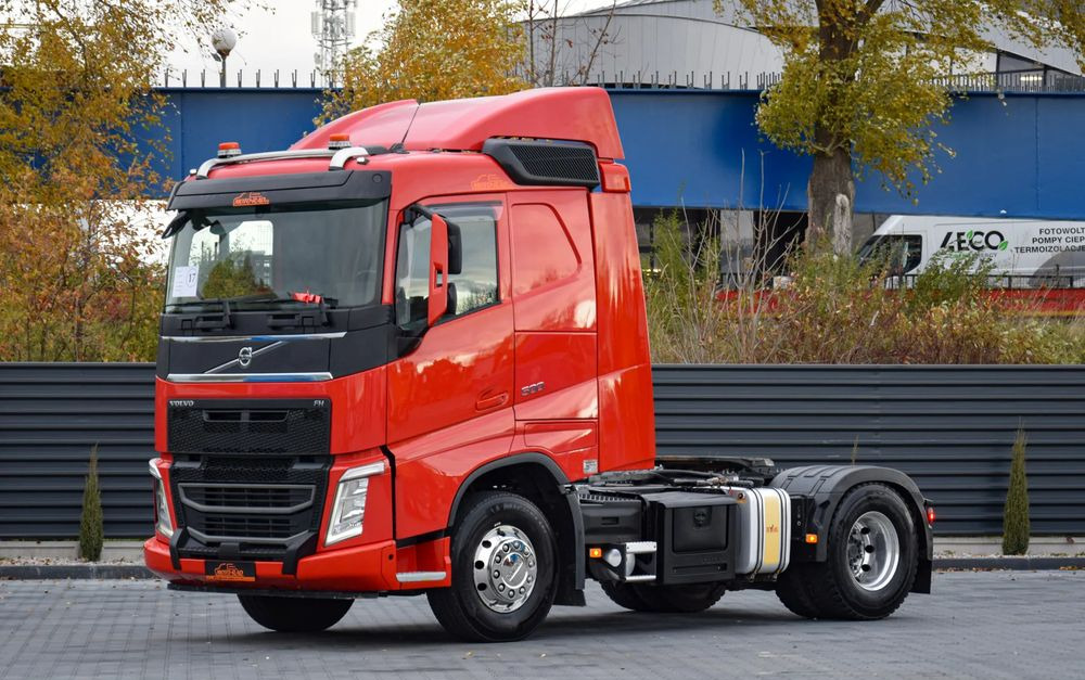 Volvo FH500 / NISKA KABINA / HYDRAULIKA / EURO 6 / ACC / LEDY / ALUFELGI / SERWISOWANY / SPROWADZONY - Trekker: afbeelding 1 Volvo FH500 / NISKA KABINA / HYDRAULIKA / EURO 6 / ACC / LEDY / ALUFELGI / SERWISOWANY / SPROWADZONY - Trekker: afbeelding 1