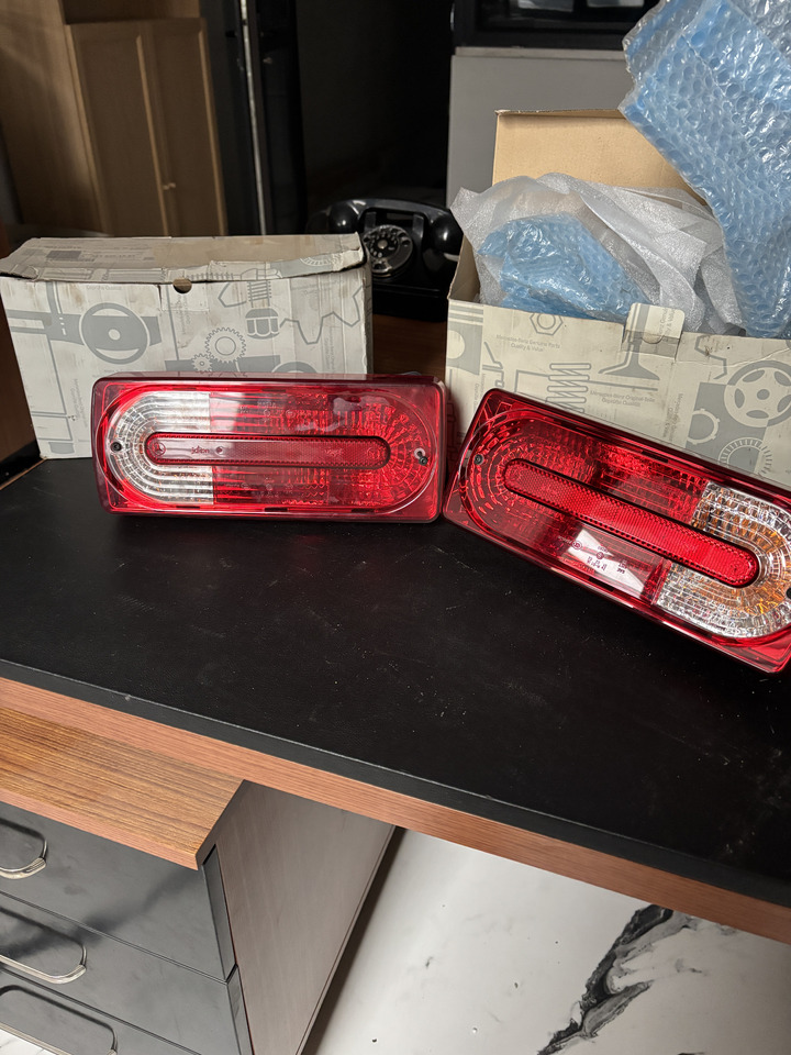 MERCEDES-BENZ G W463 G SERIES TAIL LIGHT - Achterlicht: afbeelding 1 MERCEDES-BENZ G W463 G SERIES TAIL LIGHT - Achterlicht: afbeelding 1