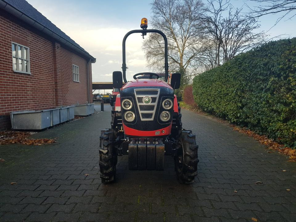 Kleintraktor Fieldtrac 918 mit Schlegelmäher - Mini tractor: afbeelding 4 Kleintraktor Fieldtrac 918 mit Schlegelmäher - Mini tractor: afbeelding 4