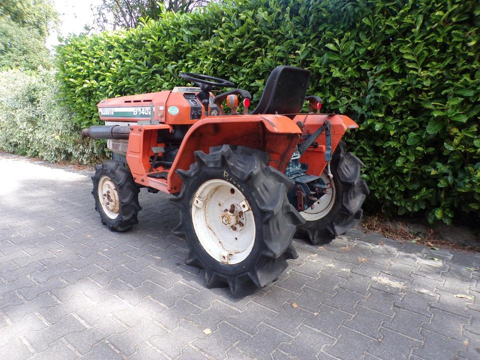 Kleintraktor Kubota B1402 - Mini tractor: afbeelding 3 Kleintraktor Kubota B1402 - Mini tractor: afbeelding 3