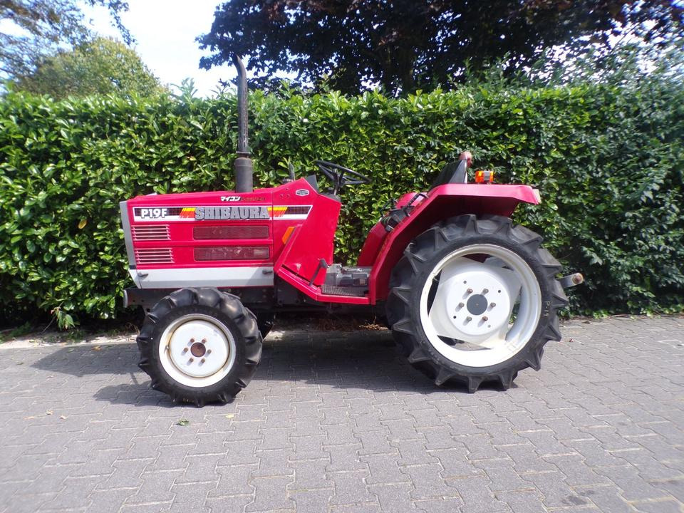 Kleintraktor Shibaura P19F - Mini tractor: afbeelding 2 Kleintraktor Shibaura P19F - Mini tractor: afbeelding 2