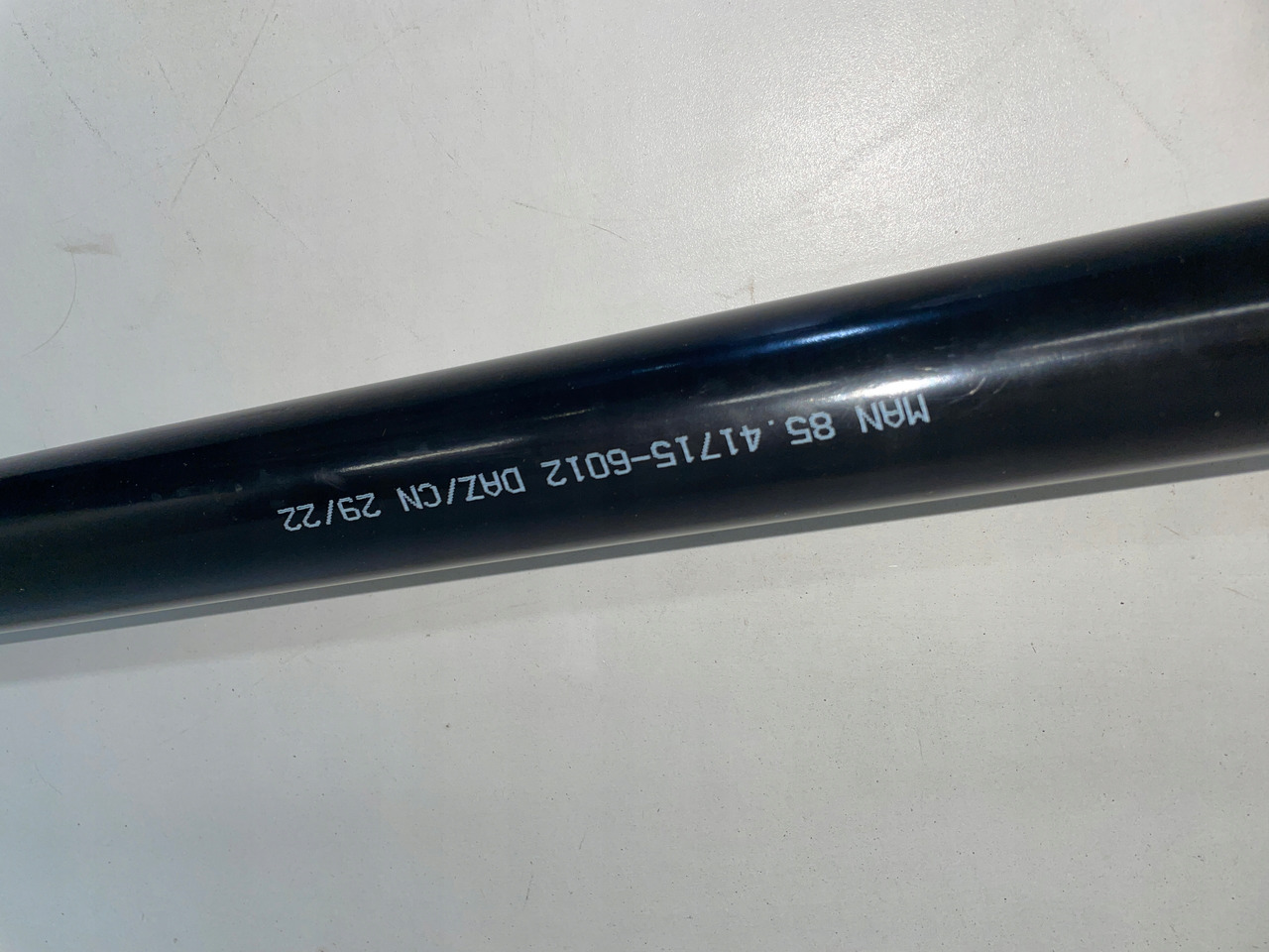 DRĄŻEK WYWROTU KABINY WYWROT MAN TG3 TGX TGS 3 85417156012 - Cabinevering voor Vrachtwagen: afbeelding 3 DRĄŻEK WYWROTU KABINY WYWROT MAN TG3 TGX TGS 3 85417156012 - Cabinevering voor Vrachtwagen: afbeelding 3