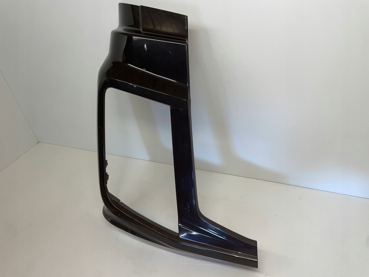 FORD F-MAX ZDERZAK OKULAR OBUDOWA REFLEKTORA JC46-17E950-A - Bumper voor Vrachtwagen: afbeelding 3 FORD F-MAX ZDERZAK OKULAR OBUDOWA REFLEKTORA JC46-17E950-A - Bumper voor Vrachtwagen: afbeelding 3