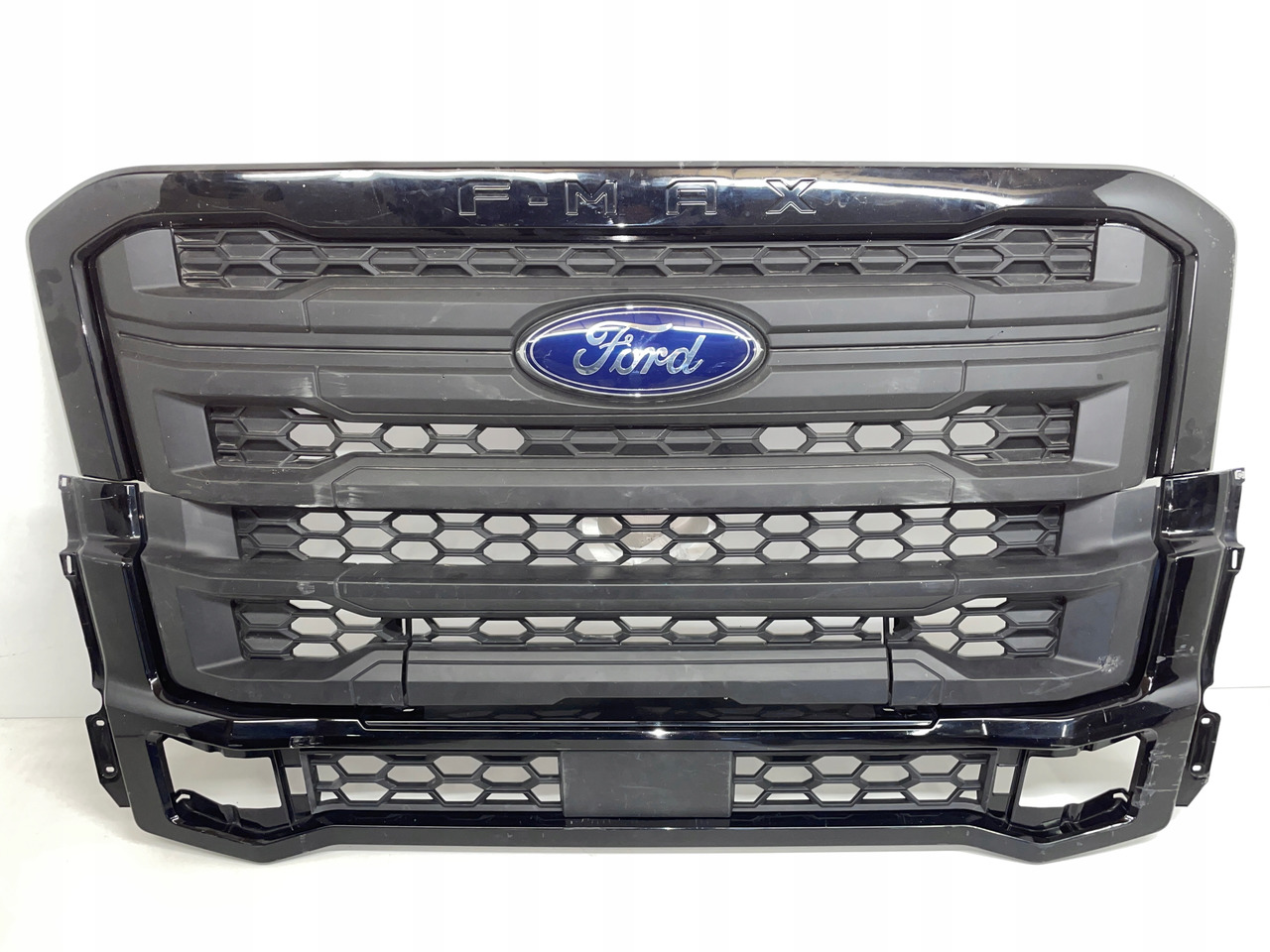 GRILL ZDERZAKA MASKI FORD F-MAX F MAX ZDERZAK ATRAPA - Bumper voor Vrachtwagen: afbeelding 1 GRILL ZDERZAKA MASKI FORD F-MAX F MAX ZDERZAK ATRAPA - Bumper voor Vrachtwagen: afbeelding 1