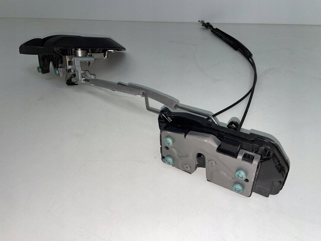 LEWY CENTRALNY ZAMEK , KLAMKA LINKA MAN TGS TGX TGL TGM 3 TG3 - Deur en onderdelen voor Vrachtwagen: afbeelding 1 LEWY CENTRALNY ZAMEK , KLAMKA LINKA MAN TGS TGX TGL TGM 3 TG3 - Deur en onderdelen voor Vrachtwagen: afbeelding 1