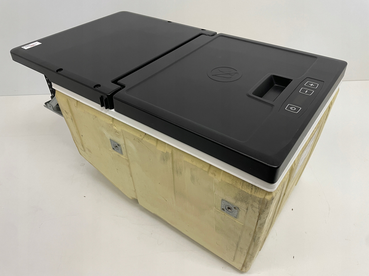 LODÓWKA CHŁODZIARKA MAN TGS TGL TGM 3 TGS3 EURO 6 81639106400 - Cabine en interieur voor Vrachtwagen: afbeelding 1 LODÓWKA CHŁODZIARKA MAN TGS TGL TGM 3 TGS3 EURO 6 81639106400 - Cabine en interieur voor Vrachtwagen: afbeelding 1