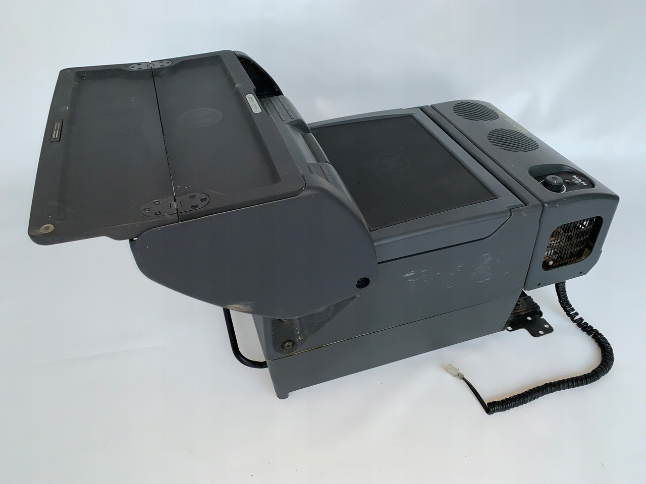 LODÓWKA MAN TGA TGX TGS TGL TGM PÓŁKA NR 1061 - Cabine en interieur voor Vrachtwagen: afbeelding 1 LODÓWKA MAN TGA TGX TGS TGL TGM PÓŁKA NR 1061 - Cabine en interieur voor Vrachtwagen: afbeelding 1