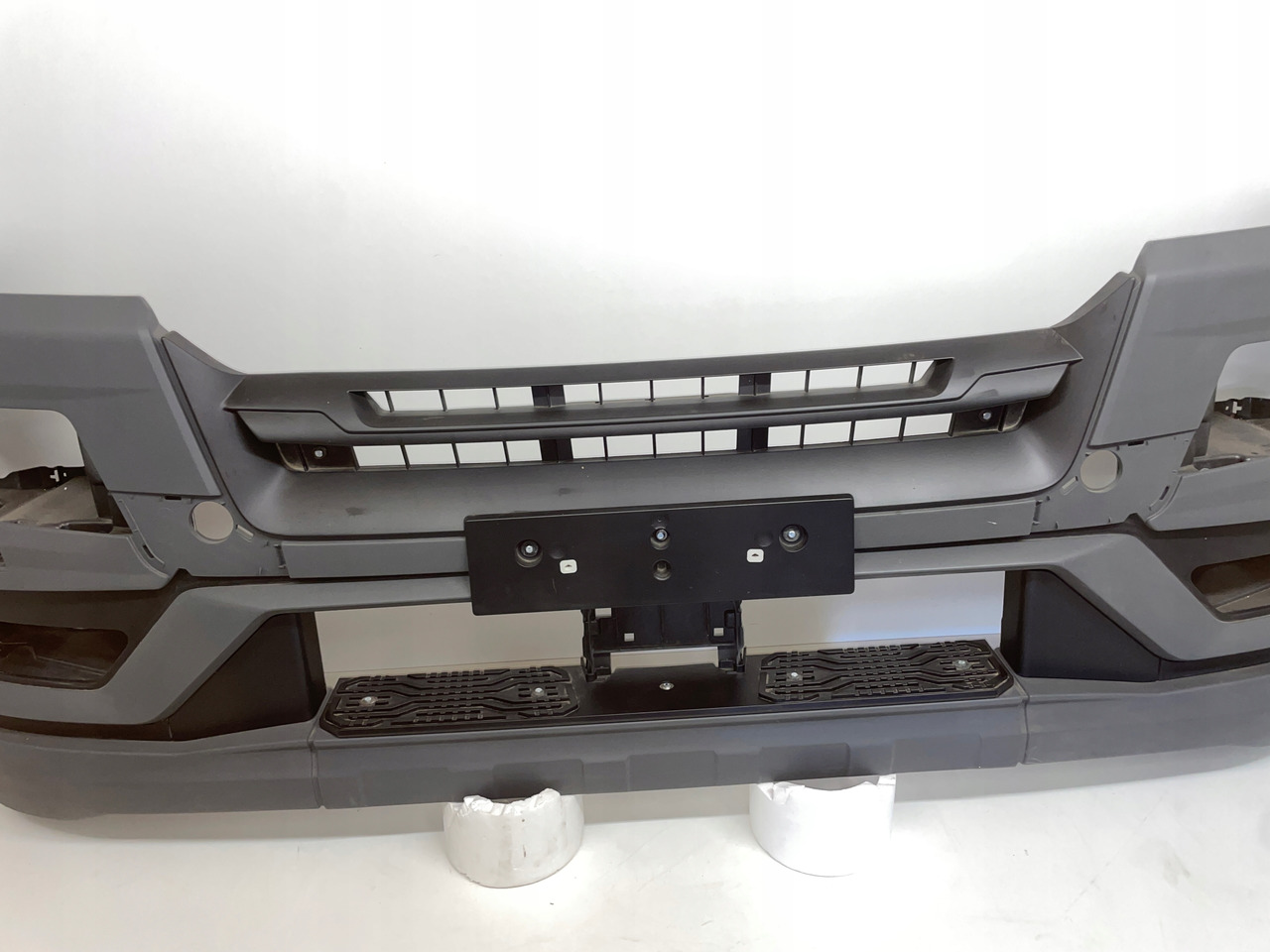 OKULAR STELAŻ OBUDOWA ZDERZAK MAN TG3 TGS3 TGS 3 81416105862 - Bumper voor Vrachtwagen: afbeelding 3 OKULAR STELAŻ OBUDOWA ZDERZAK MAN TG3 TGS3 TGS 3 81416105862 - Bumper voor Vrachtwagen: afbeelding 3