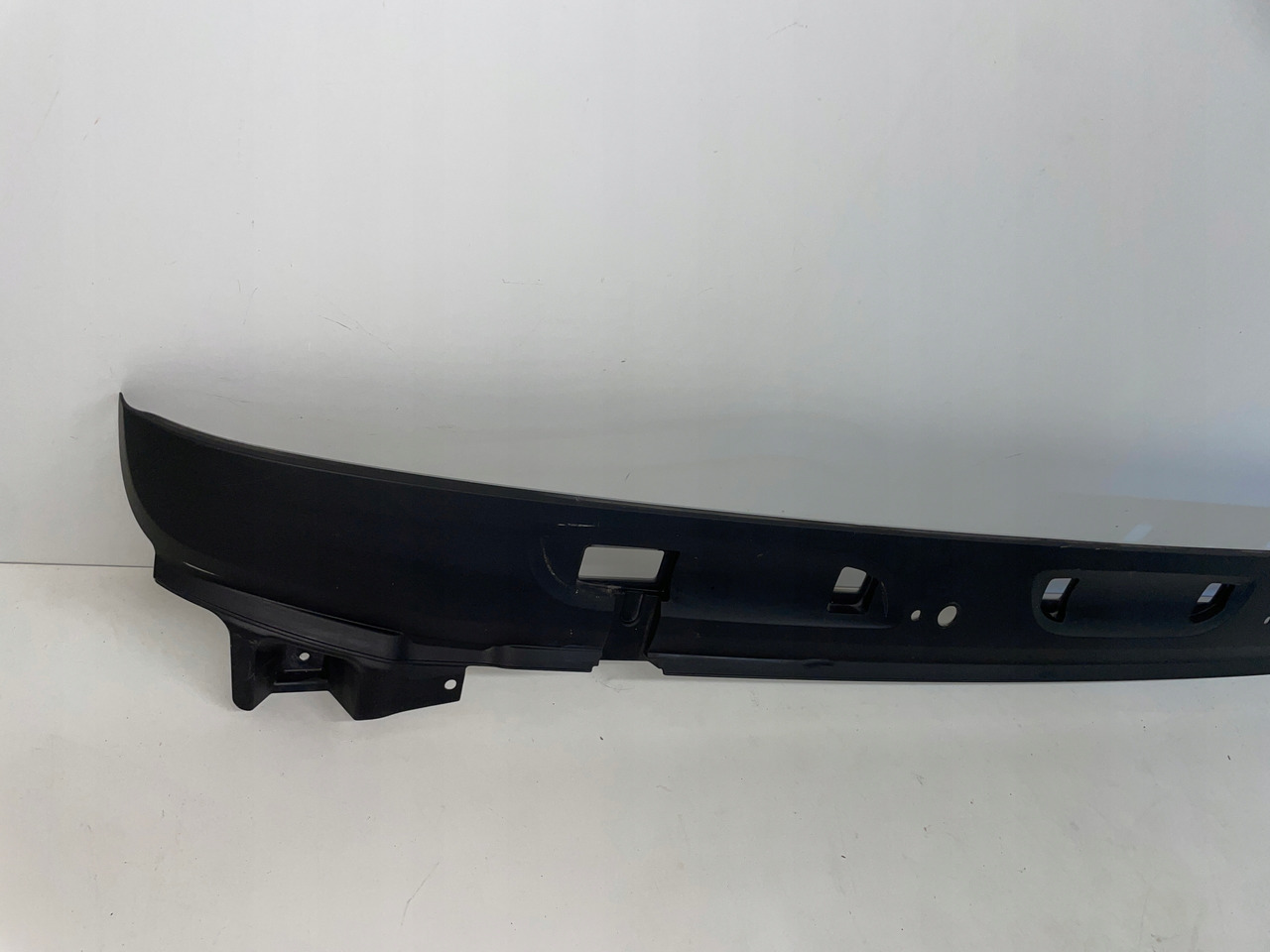 PODSZYBIE DAF MASKOWNICA OSŁONA DAF XF EURO 6 1940691 - Voorruit voor Vrachtwagen: afbeelding 2 PODSZYBIE DAF MASKOWNICA OSŁONA DAF XF EURO 6 1940691 - Voorruit voor Vrachtwagen: afbeelding 2