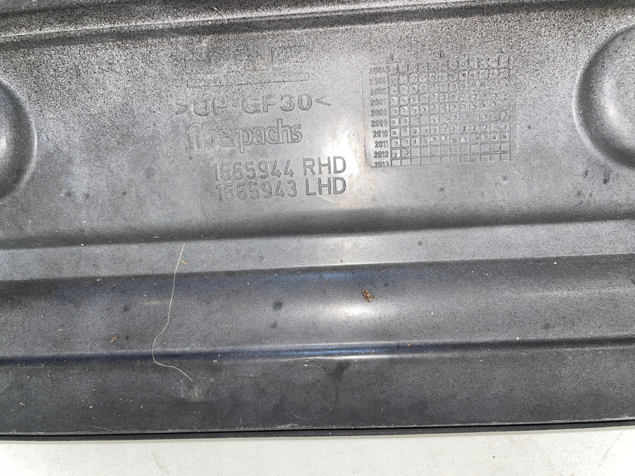 PODSZYBIE OSŁONA MASKOWNICA DAF 105 XF DAF 1665944 - Voorruit voor Vrachtwagen: afbeelding 5 PODSZYBIE OSŁONA MASKOWNICA DAF 105 XF DAF 1665944 - Voorruit voor Vrachtwagen: afbeelding 5