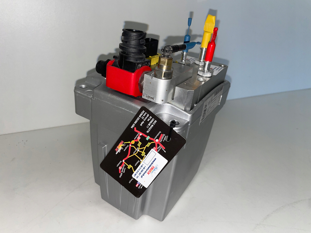 POMPA ADBLUE AD BLUE EMITEC MAN TGX TGS 81154036146 - Carrosserie en exterieur voor Vrachtwagen: afbeelding 1 POMPA ADBLUE AD BLUE EMITEC MAN TGX TGS 81154036146 - Carrosserie en exterieur voor Vrachtwagen: afbeelding 1