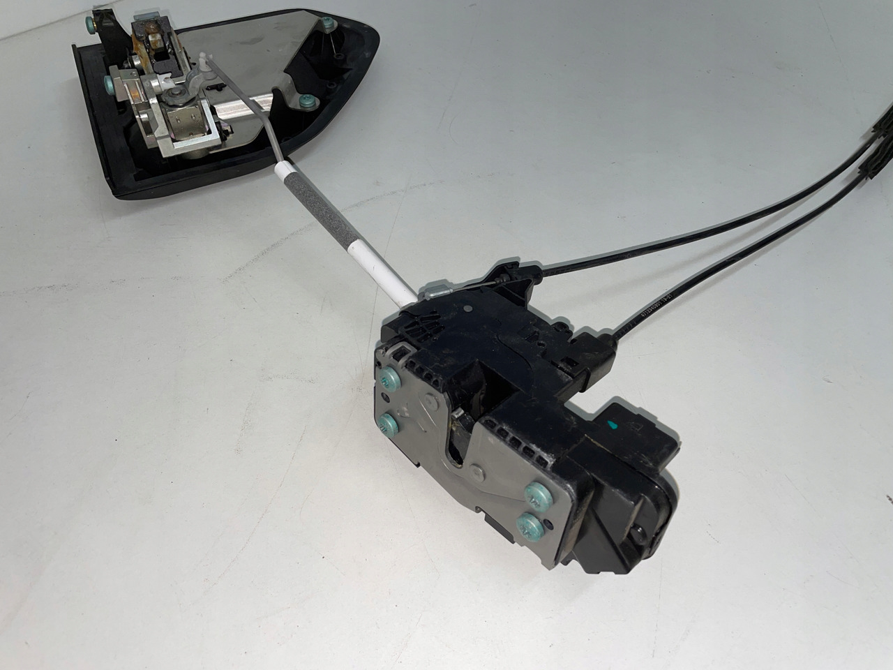 PRAWY CENTRALNY ZAMEK , KLAMKA LINKA MAN TGS TGX TGL TGM 3 TG3 - Deur en onderdelen voor Vrachtwagen: afbeelding 2 PRAWY CENTRALNY ZAMEK , KLAMKA LINKA MAN TGS TGX TGL TGM 3 TG3 - Deur en onderdelen voor Vrachtwagen: afbeelding 2