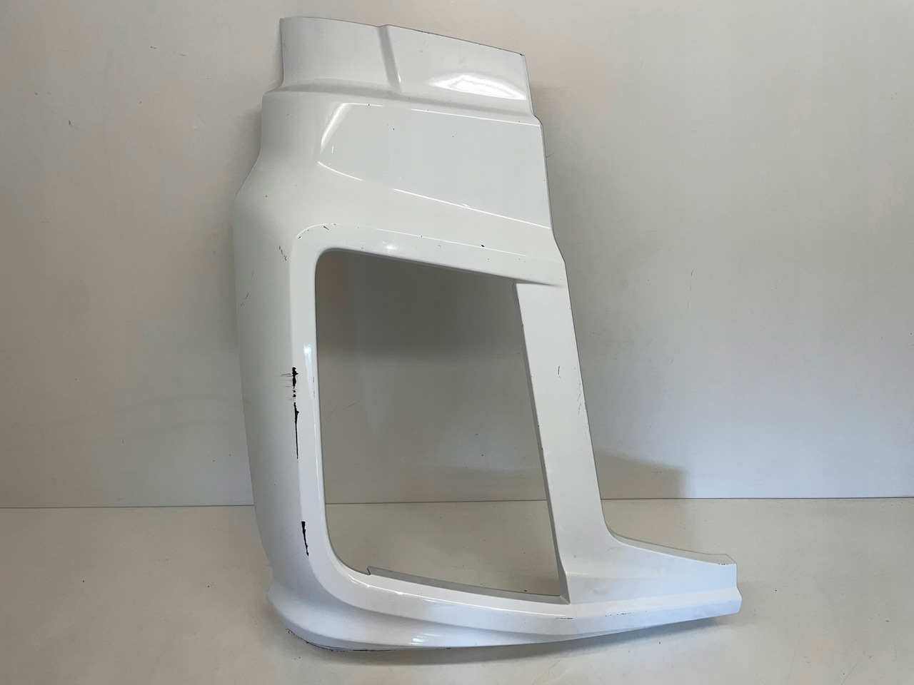 PRAWY ZDERZAK FORD F-MAX PRAWA OSŁONA REFLEKOTRA NAKŁADKA MASKOWNICA F MAX - Bumper voor Vrachtwagen: afbeelding 1 PRAWY ZDERZAK FORD F-MAX PRAWA OSŁONA REFLEKOTRA NAKŁADKA MASKOWNICA F MAX - Bumper voor Vrachtwagen: afbeelding 1