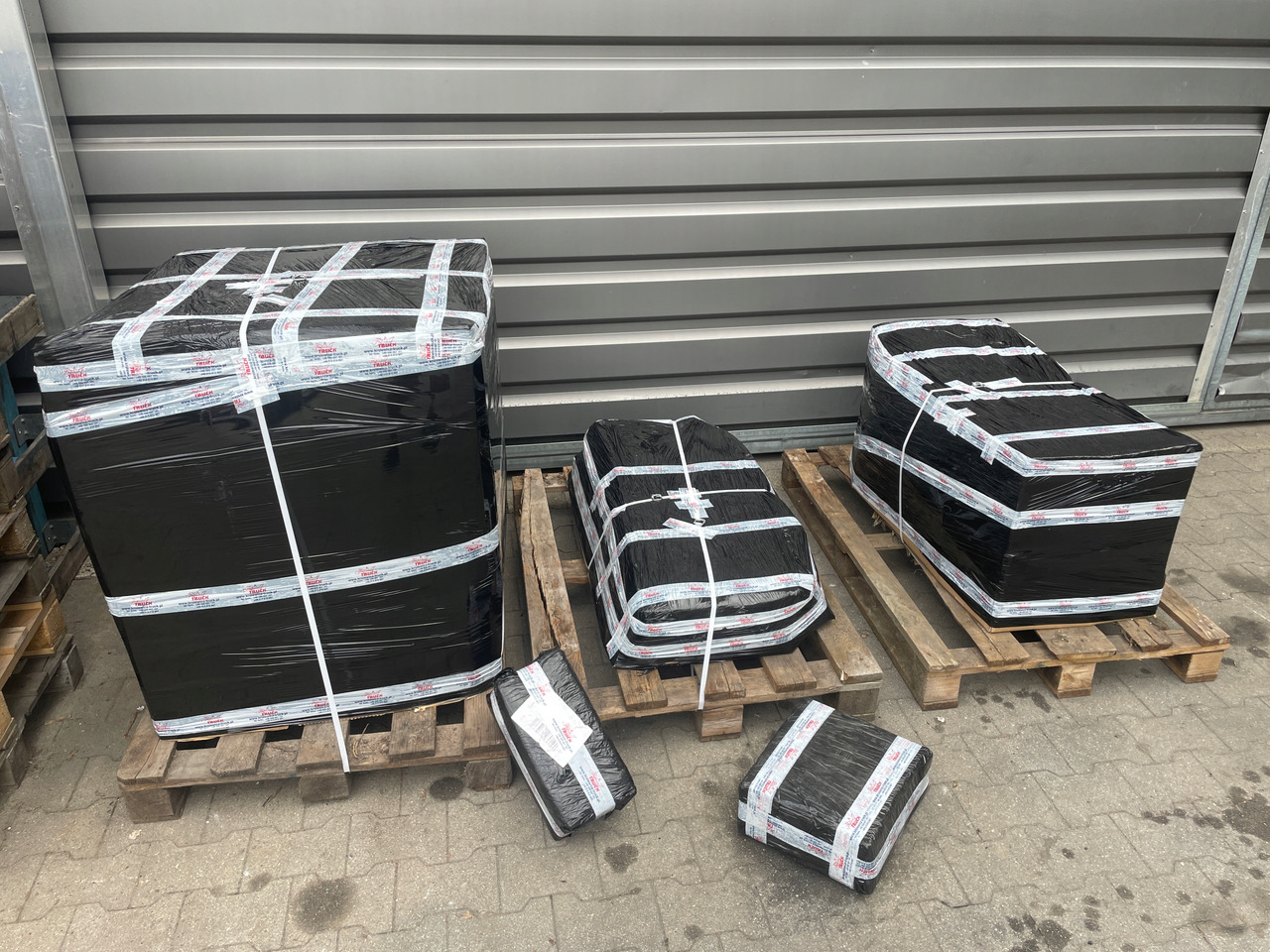 SCANIA R S PILOT PANEL STEROWANIE PODUSZEK ZAWIESZENIA WABCO NOWY4460564050 - Instrumentenpaneel voor Vrachtwagen: afbeelding 5 SCANIA R S PILOT PANEL STEROWANIE PODUSZEK ZAWIESZENIA WABCO NOWY4460564050 - Instrumentenpaneel voor Vrachtwagen: afbeelding 5