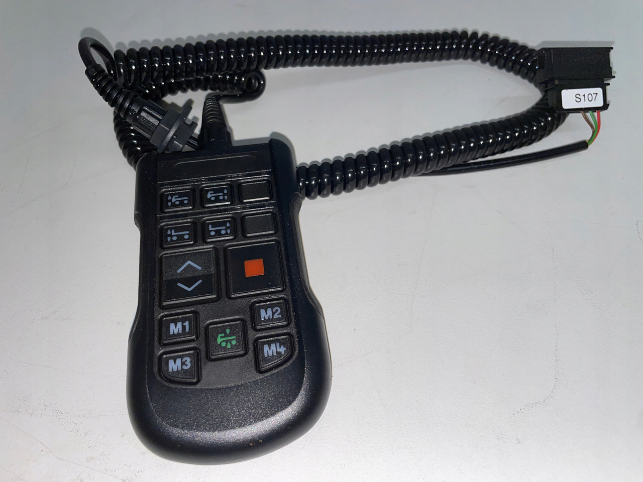 SCANIA R S PILOT PANEL STEROWANIE PODUSZEK ZAWIESZENIA WABCO NOWY4460564050 - Instrumentenpaneel voor Vrachtwagen: afbeelding 1 SCANIA R S PILOT PANEL STEROWANIE PODUSZEK ZAWIESZENIA WABCO NOWY4460564050 - Instrumentenpaneel voor Vrachtwagen: afbeelding 1