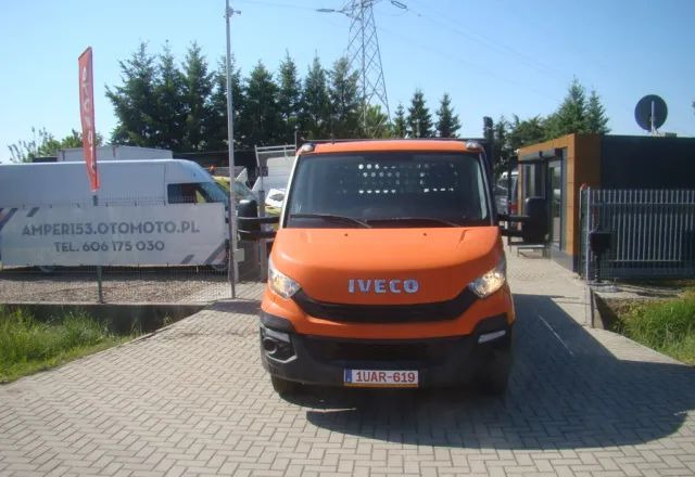Iveco DAILY 35 C 15 WINDA 750KG 3.5T NA HAKU - Bestelwagen open laadbak: afbeelding 2 Iveco DAILY 35 C 15 WINDA 750KG 3.5T NA HAKU - Bestelwagen open laadbak: afbeelding 2