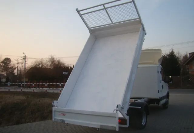 Iveco DAILY 40 C 12 - Kipper bestelwagen: afbeelding 5 Iveco DAILY 40 C 12 - Kipper bestelwagen: afbeelding 5