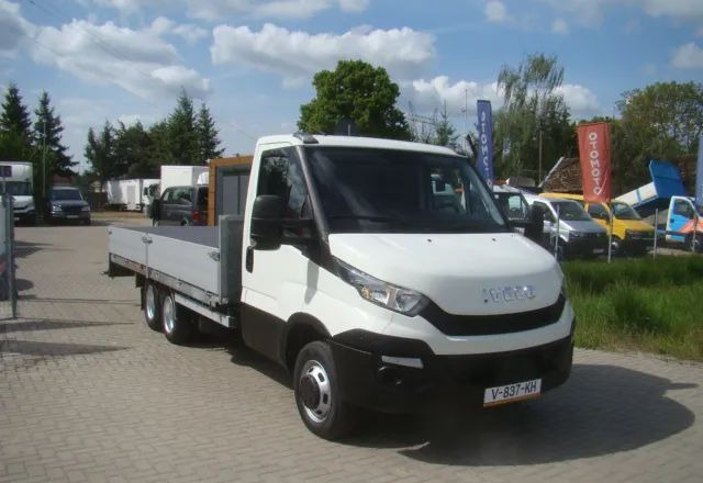 Iveco DAILY 40 C 17 3.0TDI CLIXSTAR PRAWOJAZDY E DO B 3400KGŁADOWNOŚCI - Bestelwagen open laadbak: afbeelding 4 Iveco DAILY 40 C 17 3.0TDI CLIXSTAR PRAWOJAZDY E DO B 3400KGŁADOWNOŚCI - Bestelwagen open laadbak: afbeelding 4