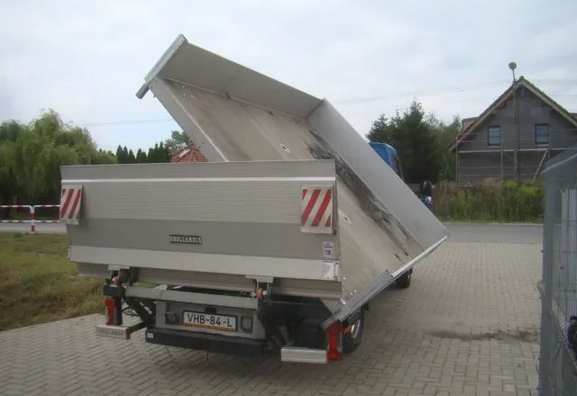 Iveco DAILY 50 C 17 3.0TDI WYWROTKA WINDA MECHANICZNA PRZYSTAWKA DO HYDRAULIKI - Kipper bestelwagen: afbeelding 3 Iveco DAILY 50 C 17 3.0TDI WYWROTKA WINDA MECHANICZNA PRZYSTAWKA DO HYDRAULIKI - Kipper bestelwagen: afbeelding 3