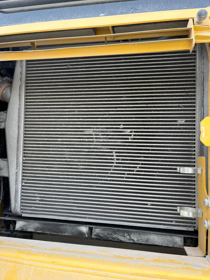 KOMATSU PC450 - Rupsgraafmachine: afbeelding 4 KOMATSU PC450 - Rupsgraafmachine: afbeelding 4