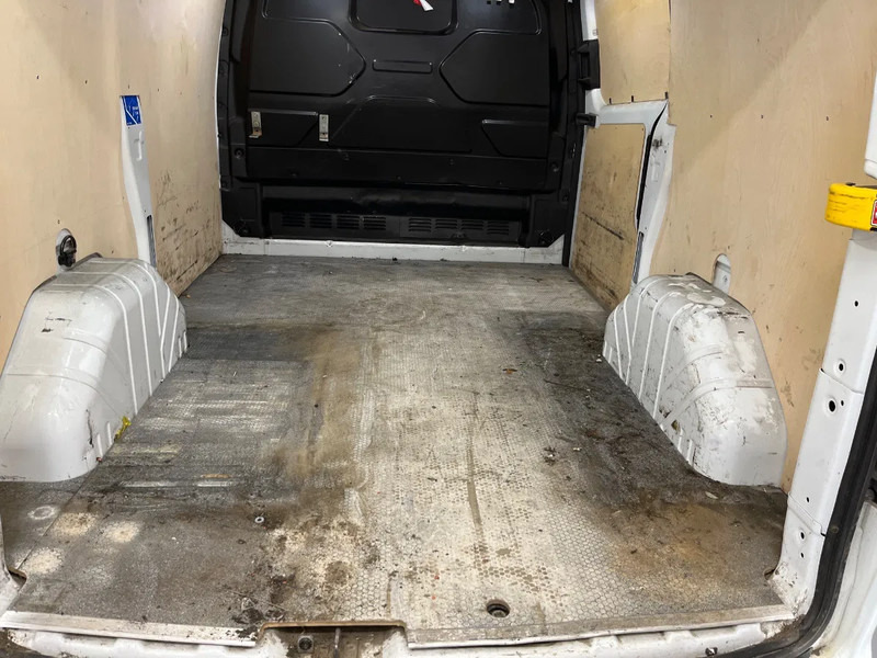 Ford Transit Custom 2.0tdci l1h1 300 trend 96kW aut - Kleine bestelwagen: afbeelding 5 Ford Transit Custom 2.0tdci l1h1 300 trend 96kW aut - Kleine bestelwagen: afbeelding 5