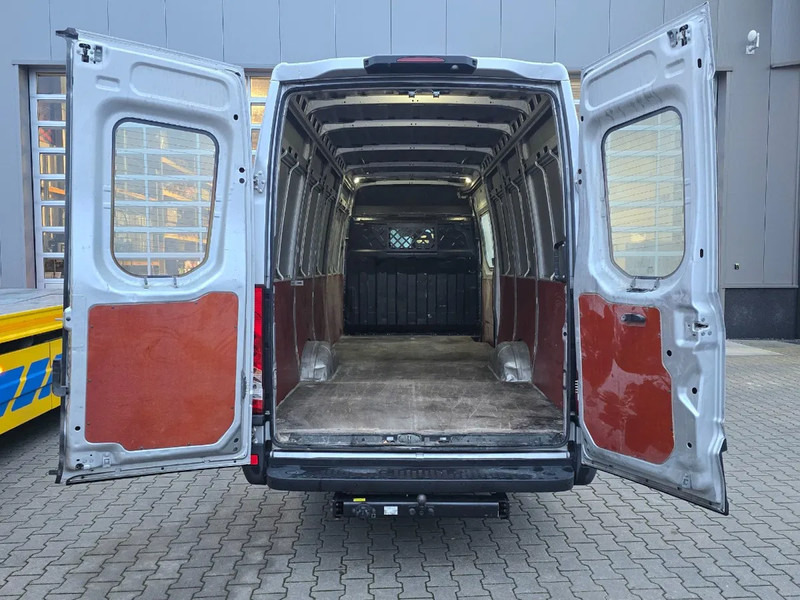 Iveco Daily 35S16 - Gesloten bestelwagen: afbeelding 3 Iveco Daily 35S16 - Gesloten bestelwagen: afbeelding 3