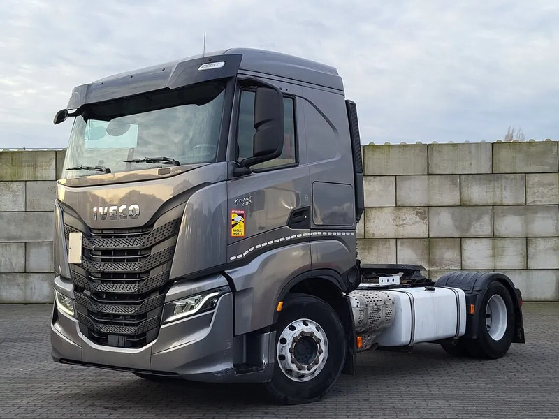 Iveco S-WAY 480 Automatic Retarder Clima Cruise LED PTO Navi Euro6 - Trekker: afbeelding 1 Iveco S-WAY 480 Automatic Retarder Clima Cruise LED PTO Navi Euro6 - Trekker: afbeelding 1
