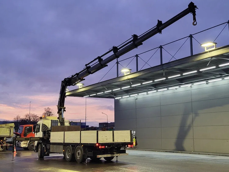 Volvo FM 400 Automatic Euro4 Clima Cruise PTO Camera Euro4 2007 - Kraanwagen: afbeelding 3 Volvo FM 400 Automatic Euro4 Clima Cruise PTO Camera Euro4 2007 - Kraanwagen: afbeelding 3