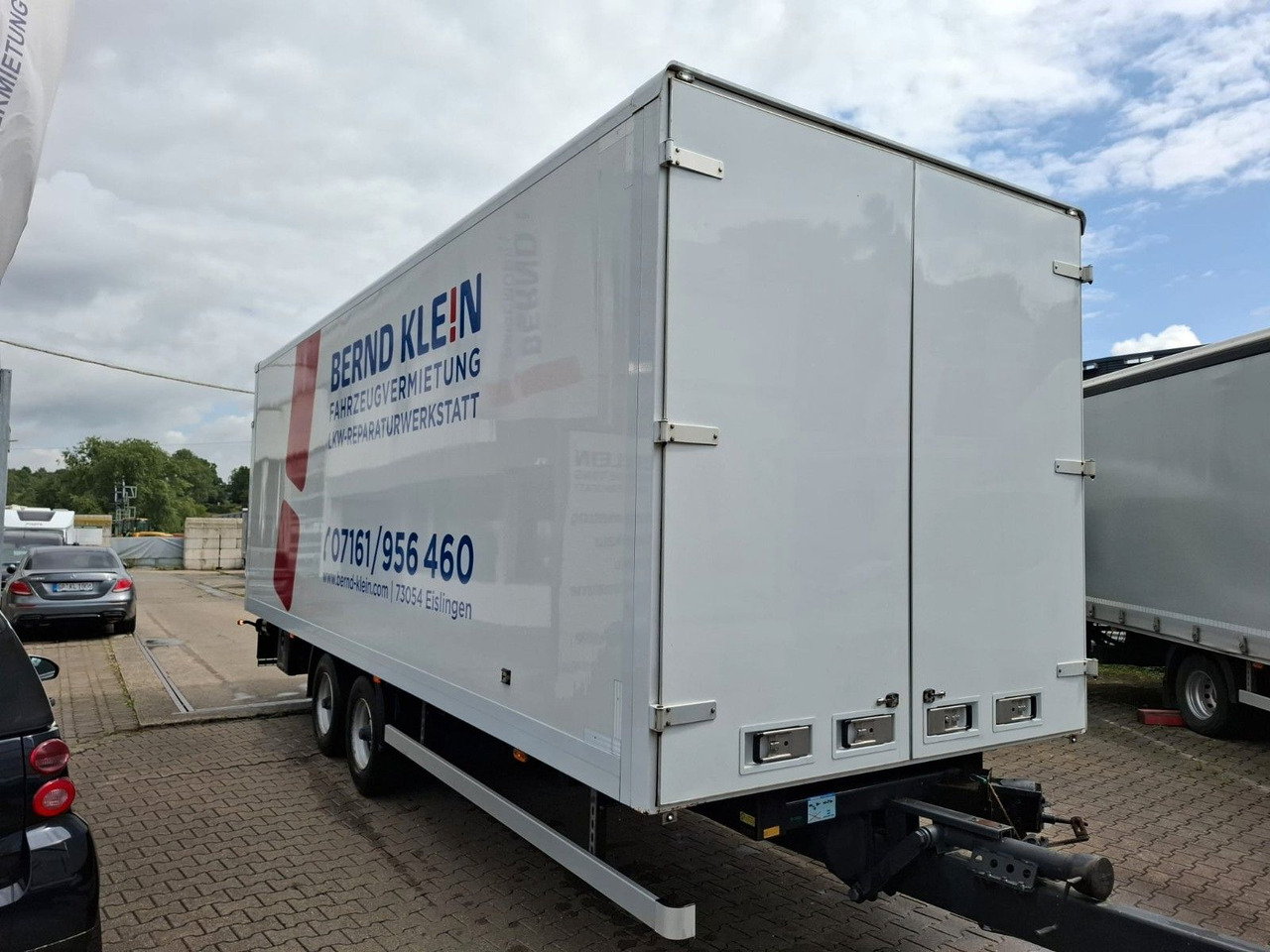 Fliegl TKF118 - Gesloten aanhangwagen: afbeelding 1 Fliegl TKF118 - Gesloten aanhangwagen: afbeelding 1