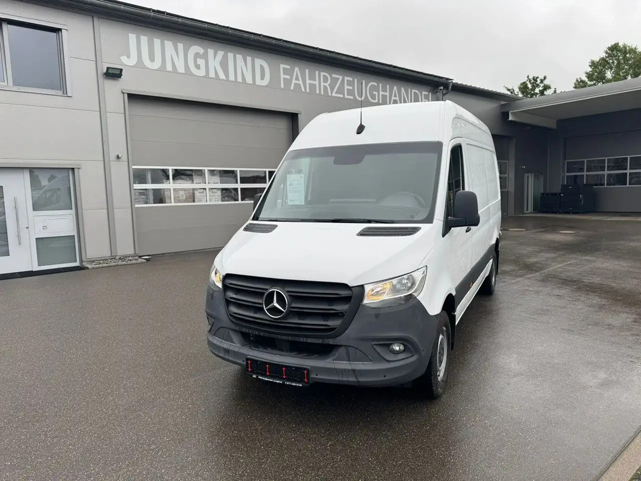 Mercedes-Benz Sprinter 317 CDI Lang Hoch Klima MBUX AHK 2,8t - Gesloten bestelwagen: afbeelding 2 Mercedes-Benz Sprinter 317 CDI Lang Hoch Klima MBUX AHK 2,8t - Gesloten bestelwagen: afbeelding 2