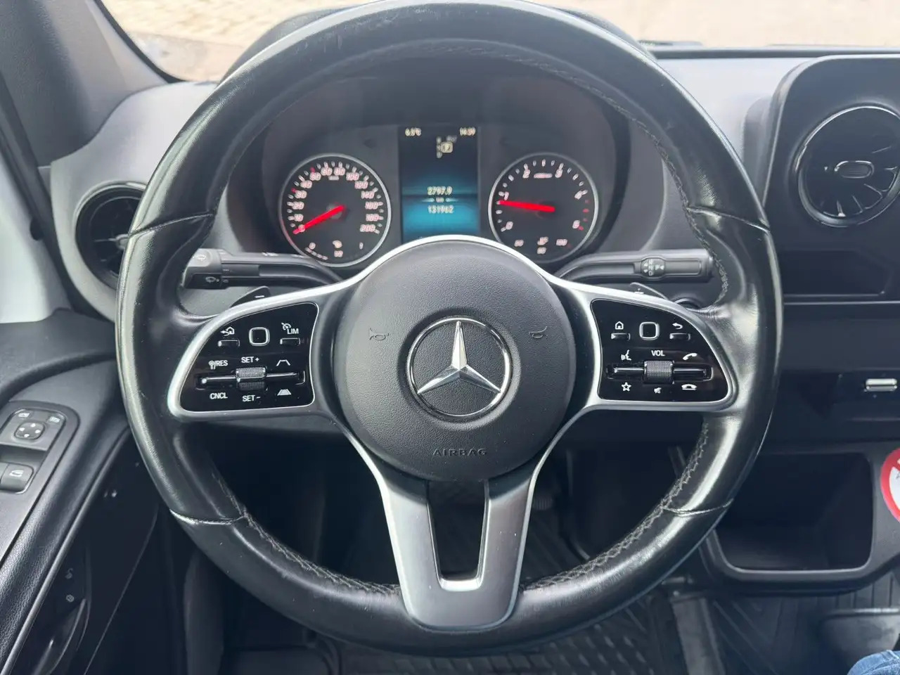 Mercedes-Benz Sprinter 317 CDI Maxi Lang LED MBUX Klima - Gesloten bestelwagen: afbeelding 5 Mercedes-Benz Sprinter 317 CDI Maxi Lang LED MBUX Klima - Gesloten bestelwagen: afbeelding 5