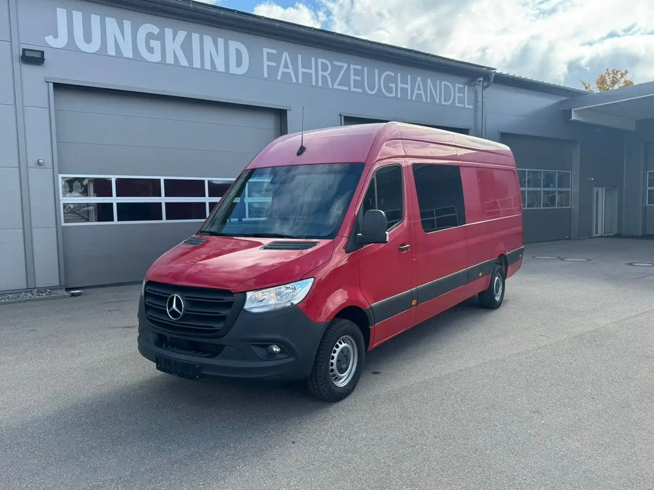 Mercedes-Benz Sprinter 317 CDI Maxi Lang Mixto AHK 3,5t MBUX - Gesloten bestelwagen: afbeelding 1 Mercedes-Benz Sprinter 317 CDI Maxi Lang Mixto AHK 3,5t MBUX - Gesloten bestelwagen: afbeelding 1