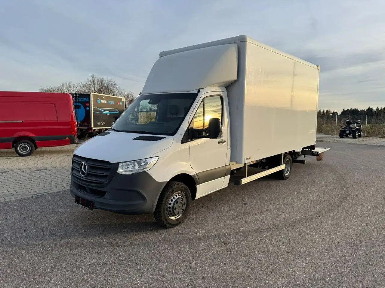 Mercedes-Benz Sprinter 516 CDI Maxi Koffer LBW AHK Klima - Bestelwagen gesloten laadbak: afbeelding 1 Mercedes-Benz Sprinter 516 CDI Maxi Koffer LBW AHK Klima - Bestelwagen gesloten laadbak: afbeelding 1