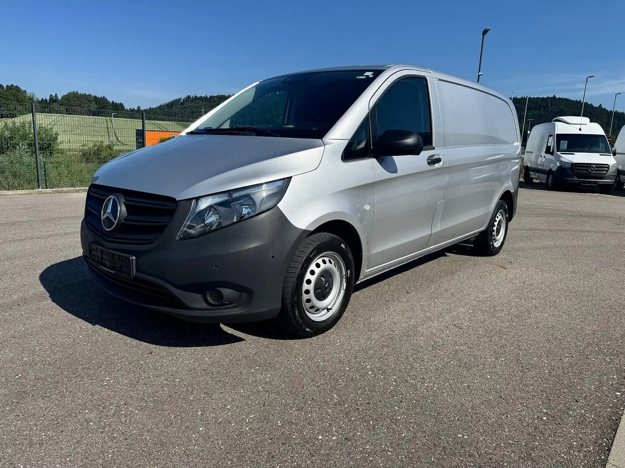 Mercedes-Benz Vito 114 CDI Kompakt Silber Bott - Gesloten bestelwagen: afbeelding 1 Mercedes-Benz Vito 114 CDI Kompakt Silber Bott - Gesloten bestelwagen: afbeelding 1