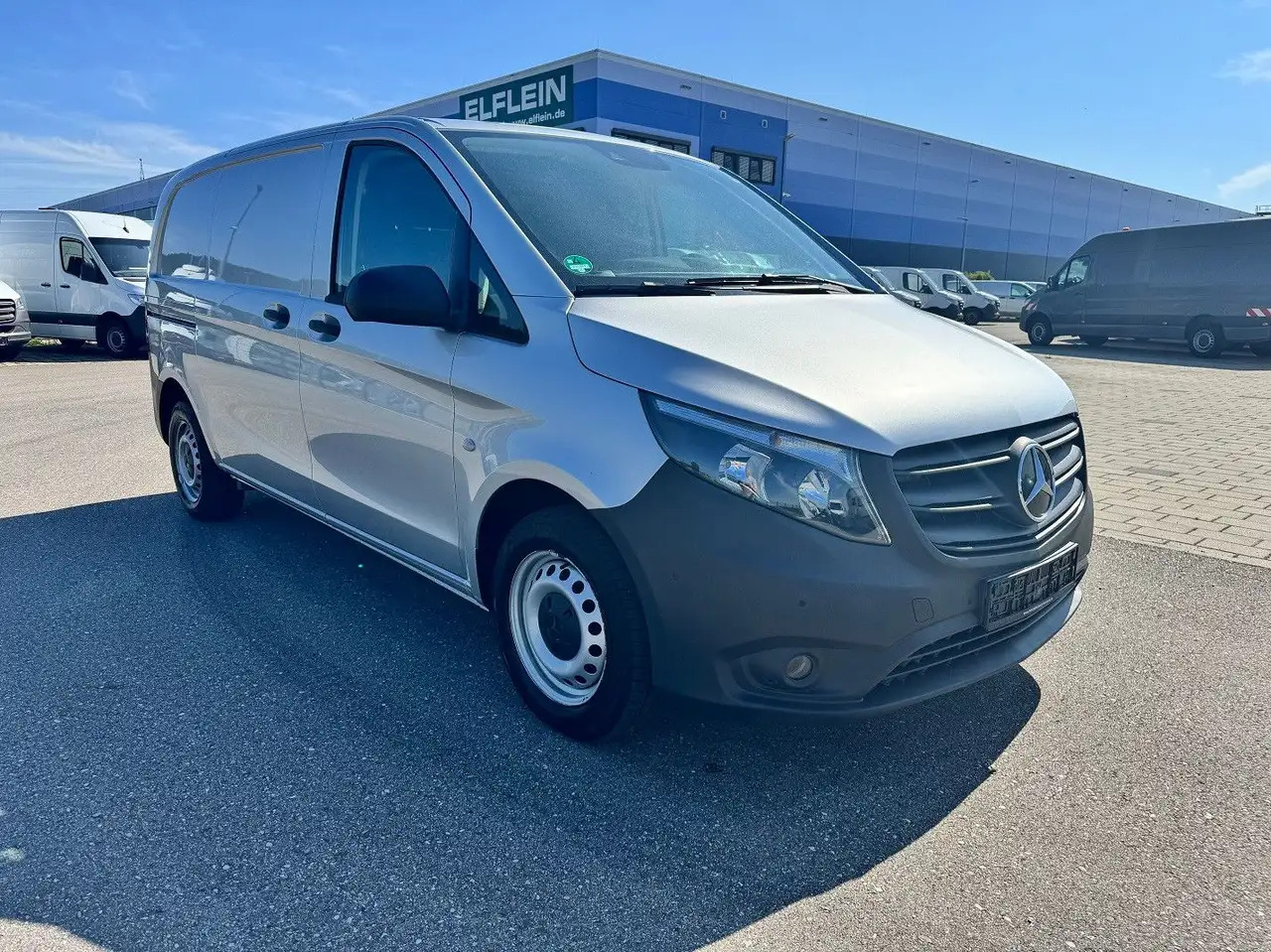 Mercedes-Benz Vito 114 CDI Kompakt Silber Bott - Gesloten bestelwagen: afbeelding 2 Mercedes-Benz Vito 114 CDI Kompakt Silber Bott - Gesloten bestelwagen: afbeelding 2