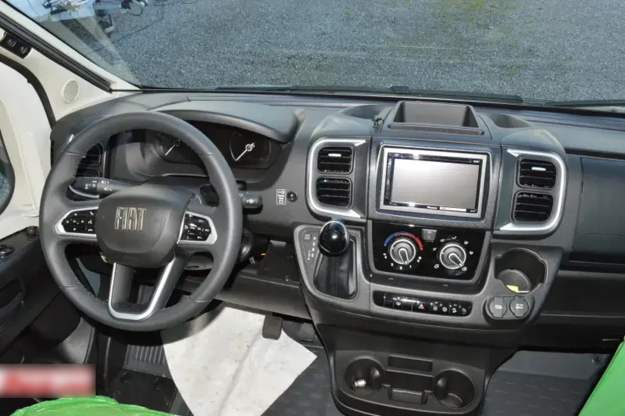 Bürstner B66 TD 690 G B 66 TD 690 Voll ausgestattet - Half integraal camper: afbeelding 5 Bürstner B66 TD 690 G B 66 TD 690 Voll ausgestattet - Half integraal camper: afbeelding 5