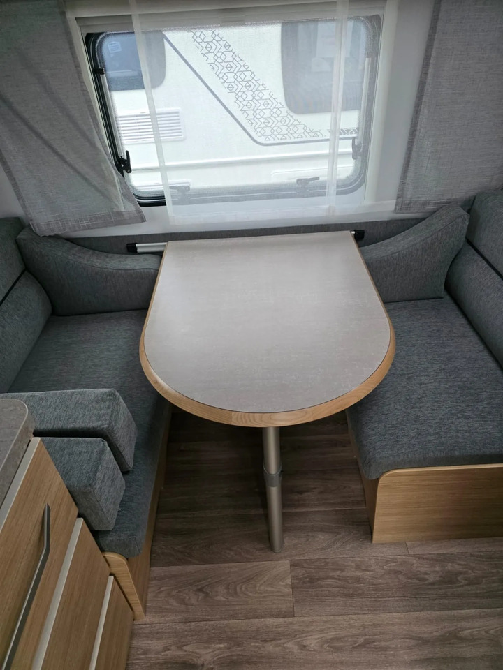 Fendt Bianco Activ 390 FHS Dusche, 1.700 KG-Fahrwerk - Caravan: afbeelding 4 Fendt Bianco Activ 390 FHS Dusche, 1.700 KG-Fahrwerk - Caravan: afbeelding 4