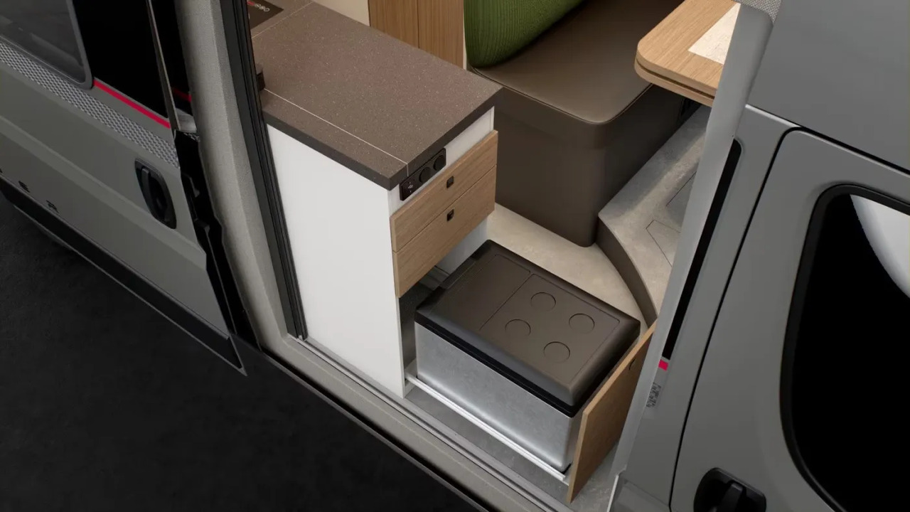 Wohnmobil Bürstner Papillon CV Automatik 140 PS - Buscamper: afbeelding 5 Wohnmobil Bürstner Papillon CV Automatik 140 PS - Buscamper: afbeelding 5