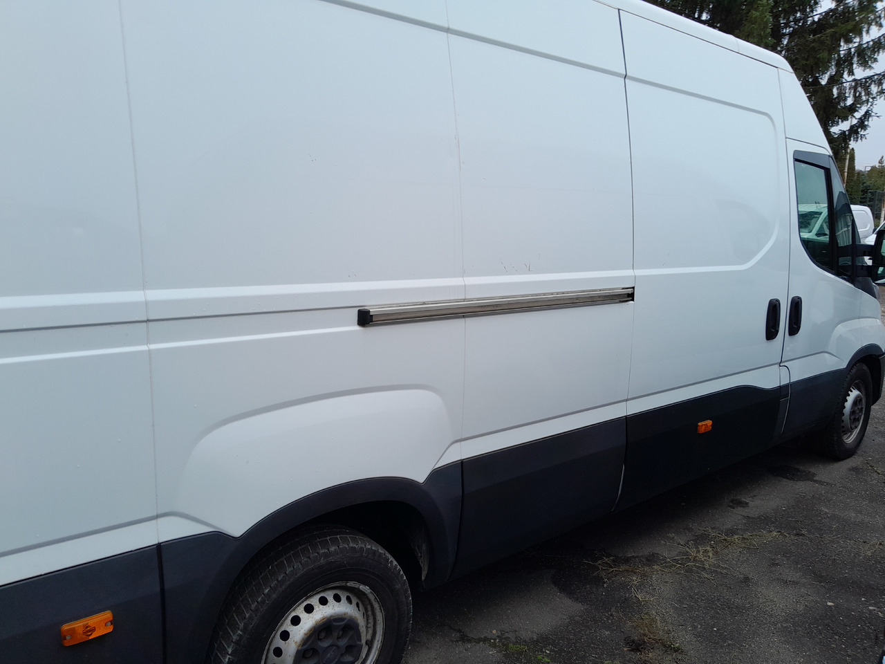 IVECO Daily 35S14 - Bestelwagen gesloten laadbak: afbeelding 4 IVECO Daily 35S14 - Bestelwagen gesloten laadbak: afbeelding 4