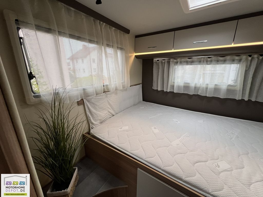 Ahorn Alaska TD Plus Aufl. 4to & Luftfed. & Hubbett - Half integraal camper: afbeelding 5 Ahorn Alaska TD Plus Aufl. 4to & Luftfed. & Hubbett - Half integraal camper: afbeelding 5